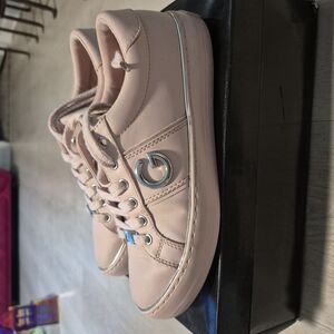 Chic Light Pink Sneakers with Silver Details